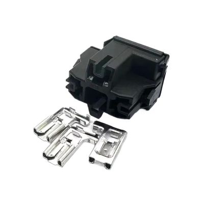 1 Set 3 Pin DJD031YA-1 Automotive Headlight Headlight Lamp Holder Connector Car Bulb Harness Plug for(1 Set)