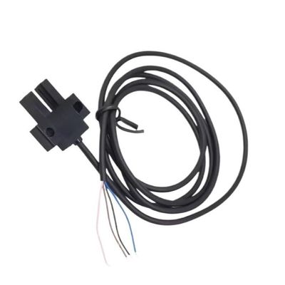 EE-SX676A Groove Type Photoelectric Sensor Industrial Products Negotiable