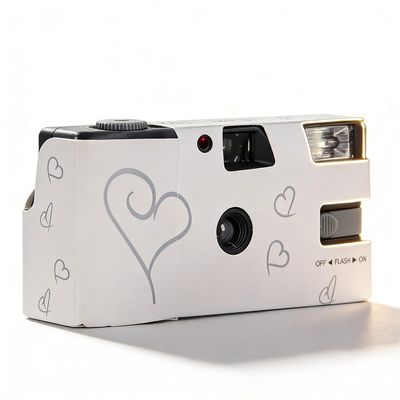 Disposable Film Camera, 27 Exposure 35mm Color Film, Single Use with Flash - Nostalgic Retro Aesthetic, Easy Operation, Ideal for Weddings and Travel