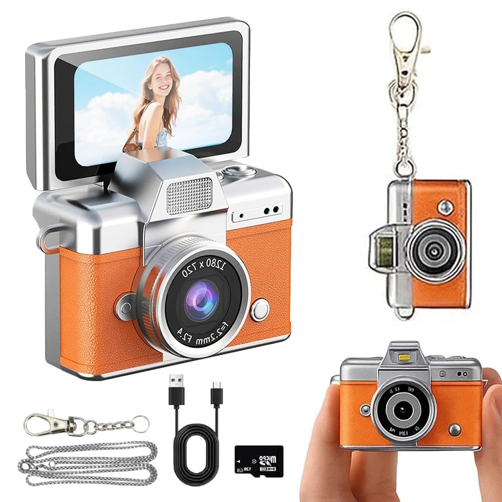 1.47" LCD Flip Screen Retro Keychain Camera, 32GB Card, Built-in Flash & Strap, Portable Camera for Travel, Concerts, Students