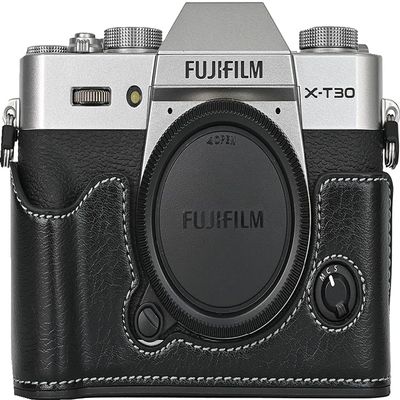 BMAOLLONGB X-T30 III/II Case, Handmade PU Leather Half Camera Case Bag Cover Bottom Opening Version for Fujifilm XT30 X-T30 III/II With Neck Strap Mini Box (Black)