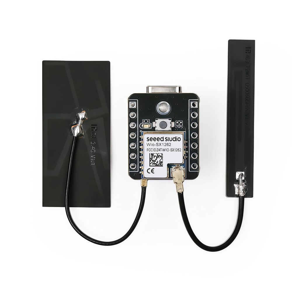 Seeed Studio XIAO ESP32S3 and Wio-SX1262 Development Kit