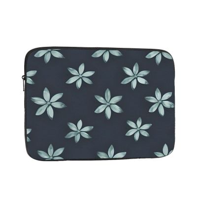 15 Inch Portable And Shockproof Laptop Bag With Unique Beautiful Camellia Print, For Work, University, And Commuting