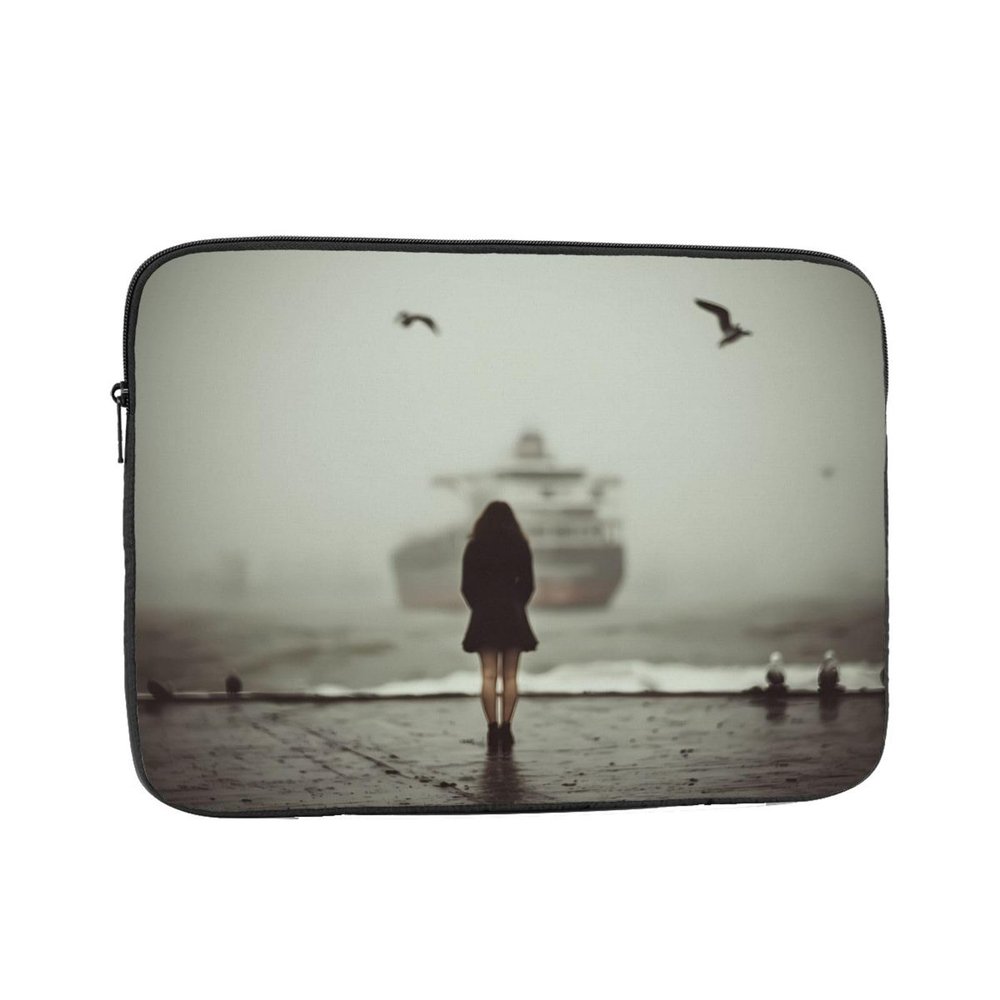 10 Inch Portable And Shockproof Laptop Bag With Unique Sunset Shores Print, For Work, University, And Commuting
