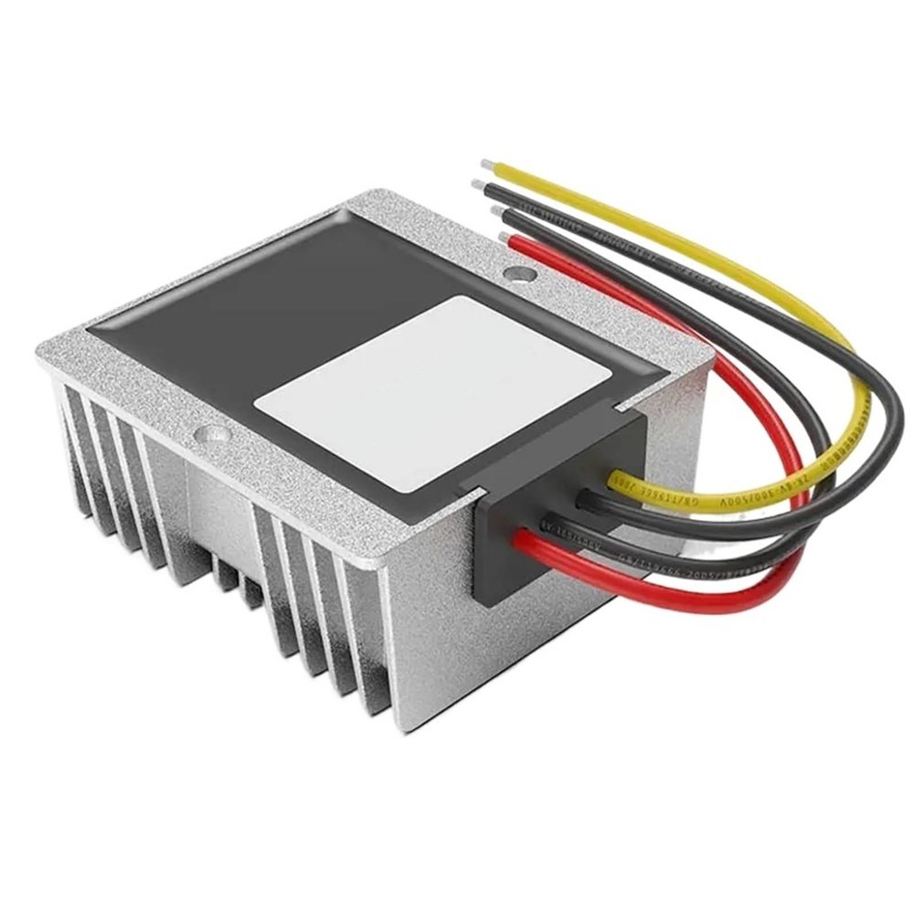 1pcs car 9-36V to 12V13.8V/15V/19V20V/24V27V/28V Voltage Regulator DC to DC Buck-Boost Power Supply Regulator Module 5A-30A(Gold,28V)