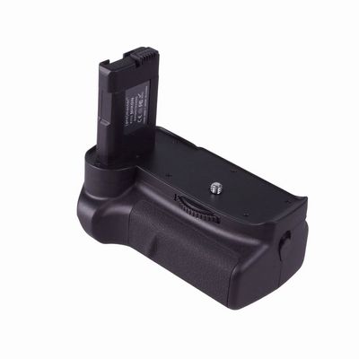 ProMaster Vertical Control D3100, D3200 PowerGrip for Nikon