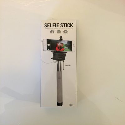 Selfie Stick with SHUTTER BUTTON GEMS Extendable Wired Self-portrait for iPhone 6/6s Plus Iphone 5s Samsung Galaxy S6 Edge Note5 S5 (Gray)