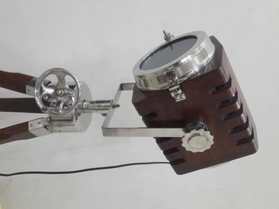 THOR INSTRUMENTS Classical Wooden Designer's Spotlight with Table Lamp Rustic Vintage Home Decor Gifts