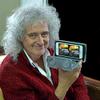 Brian May Owl Stereoscopic VR Viewer! view 2