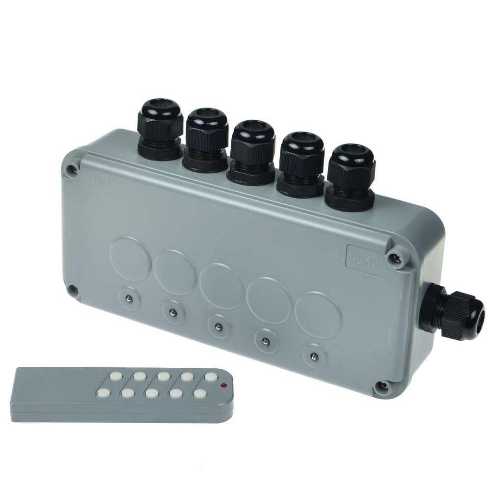 SuperInk 1 Set 15A 5-Gang Junction Box Weatherproof Outdoor Switched with 5 x Push Switches w/Indicators and 6 x 20mm Cable Gland and Remote Power Switch IP66 Rated (1PK Box, 1PK Remote Control)
