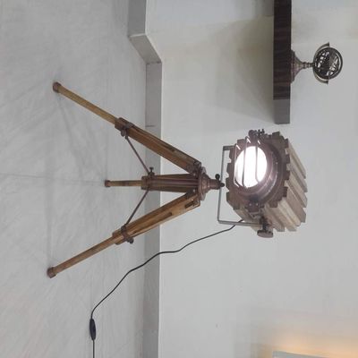 THOR INSTRUMENTS Nautical Collectible Wooden Spotlight Tripod Stand Table Lamp Christmas Decor Rustic Vintage Home Decor Gifts