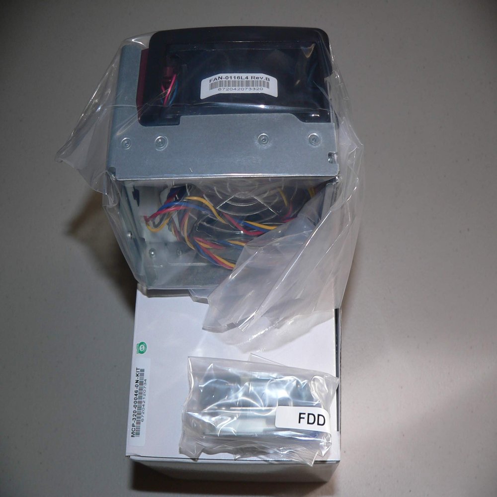 Supermicro Accessory MCP-320-00046-0N-KIT Rear Fan Kit 8.2K RPM Fan for SC747B / 835X / 836BH Retail