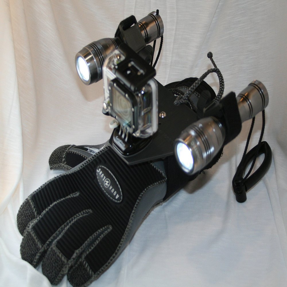 Action Camera Dive Light Mount for You Wrist (Compatible with All GoPro Cameras). Universal Light mounts Will fit Lights from 3/4" to 1 3/4" in Diameter.