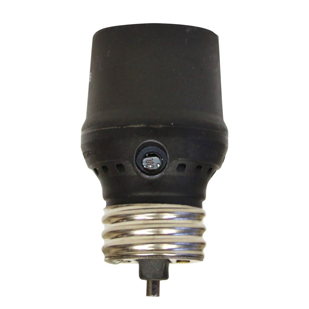 Amertac SLC5BCB-4 3" X 2.2" X 1.7" Black Light Socket Control