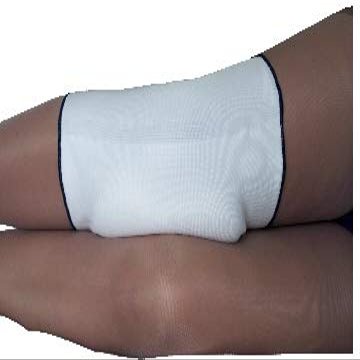 Alpha Medical Osteoarthritis Knee Pad - Nighttime Knee Pain Relief - Knee Pillow - Knee & Hip Alignment Brace  Side Sleeper Knee Pillow - Sciatica & Back Pain Relief Pillow (Small)