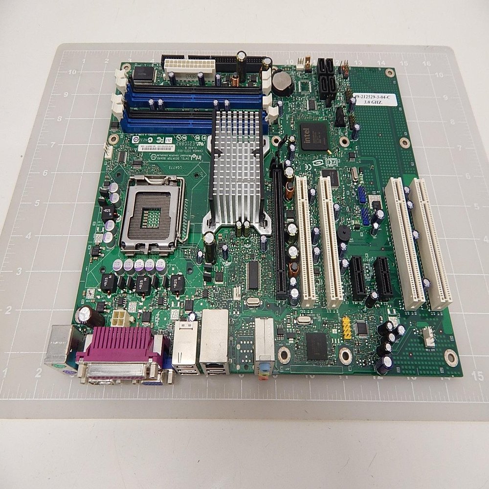 Intel E210882, D945GNT, D945PSN, D945PLRN, 4-9229243A62S01 Desktop Board T63971